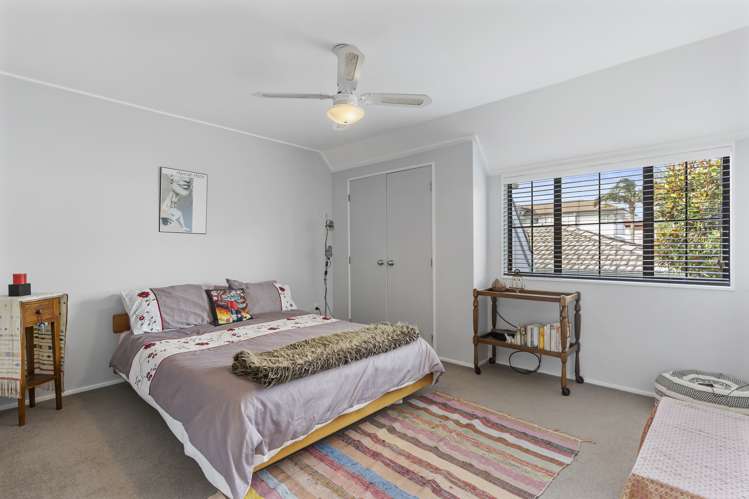 2/4 Whitworth Road Mount Eden_7