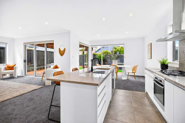 8 Poaka Road Hobsonville_7