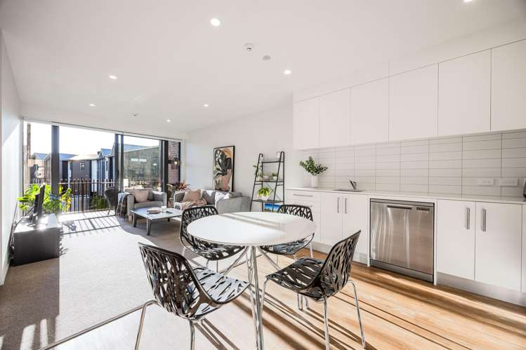 205/38A Fraser Avenue_4