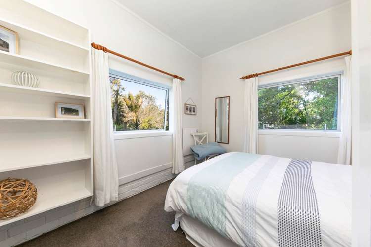 18 Okewa Road Titirangi_14