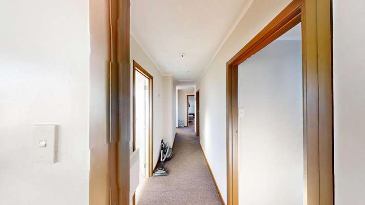 14 Fergusson Street Marton_17