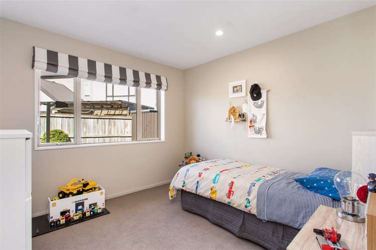 69 Longspur Avenue Wigram_14