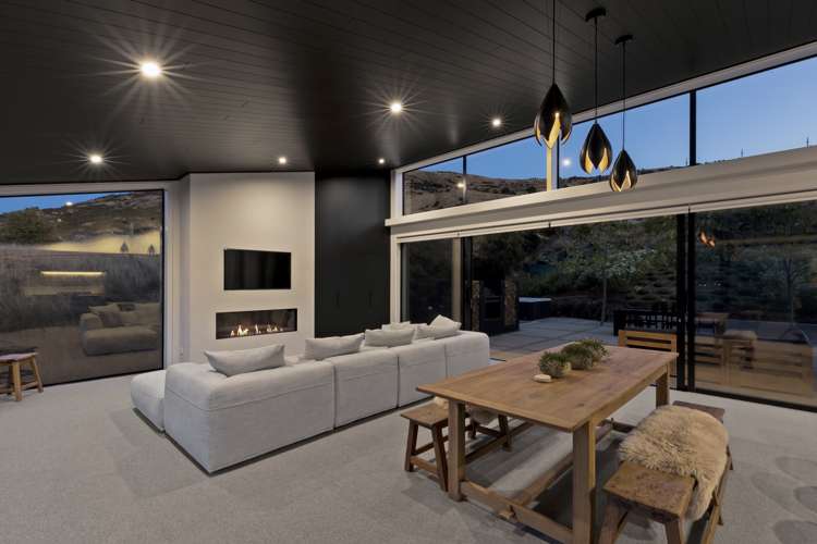 8 Spring Hill Road Kelvin Heights_11