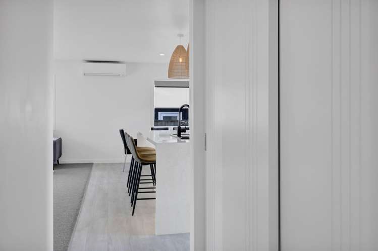 56 Warwick Road Stratford_10