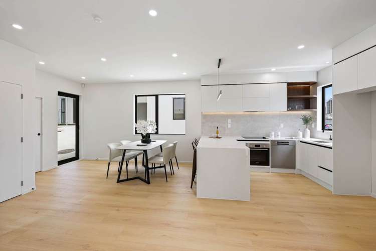 Lots 1-5/13 Meadway Sunnyhills_5