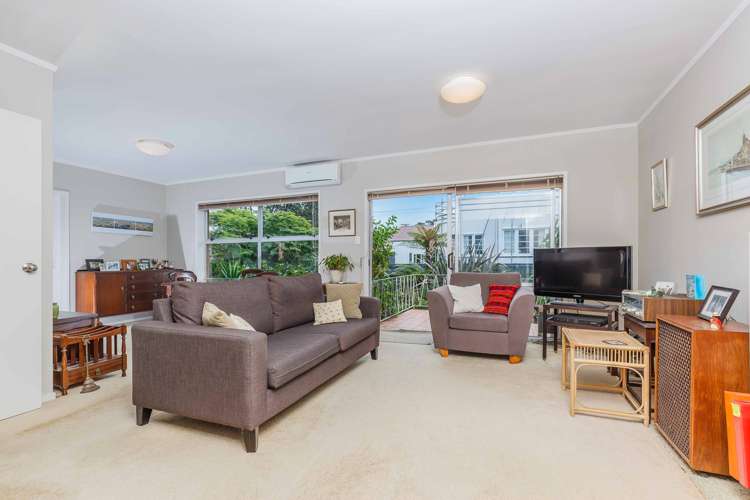 2/33 Tawhiri Road One Tree Hill_7
