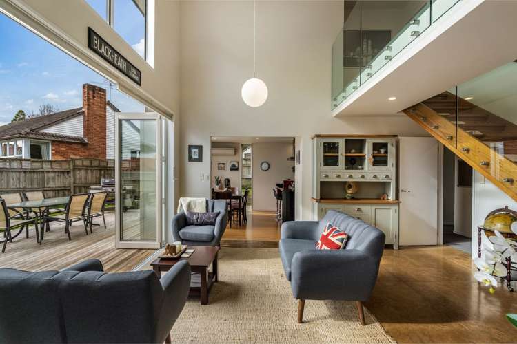 18 Fraser Road Narrow Neck_21