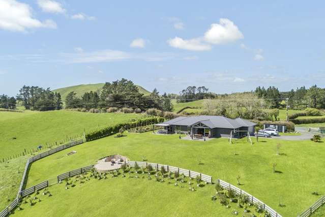 210 Maude Road Kaimiro_2
