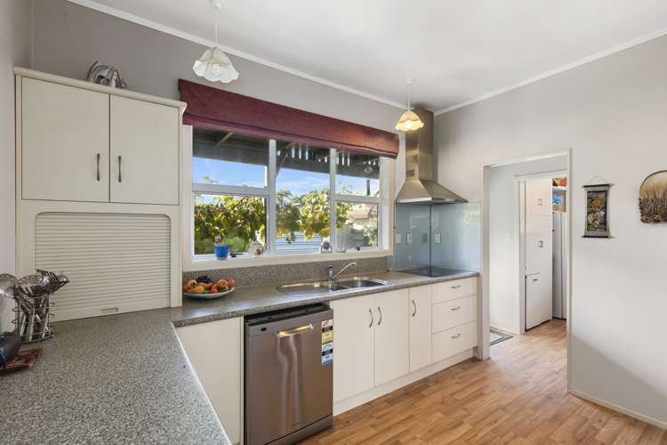 17 Trinity Avenue Epuni_7