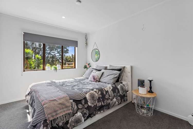 2 Furn Park Lane Tauriko_18