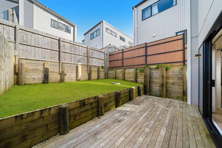 3A Frontier Lane Flat Bush_13