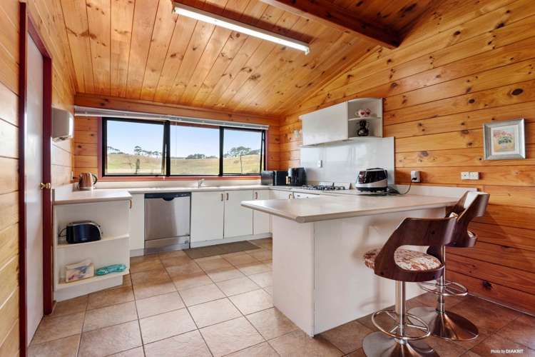 10 Gum Road Henderson Valley_12