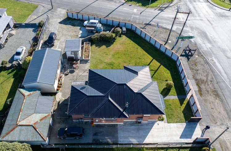 89 Half Mile Road Tuatapere_21