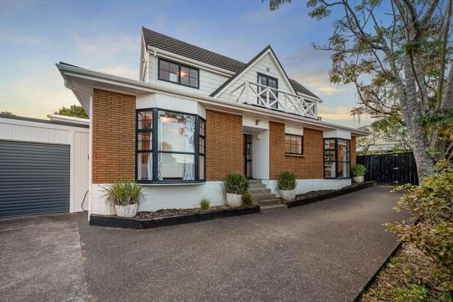 Stunning Family Home in Rangitoto Zone