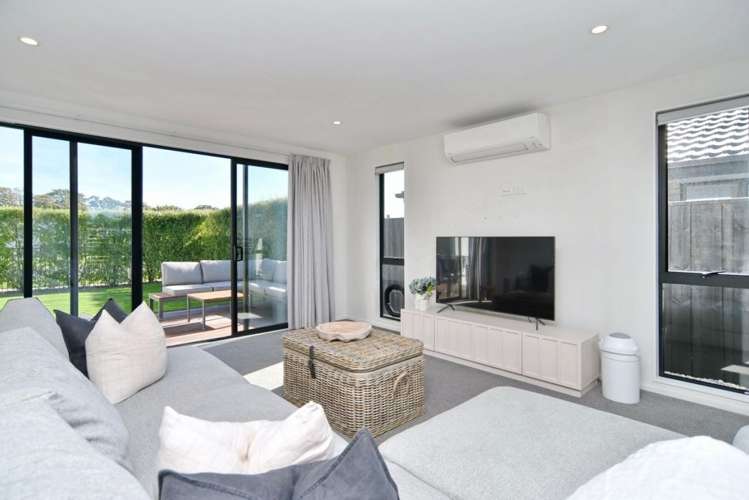 10 Jury Lane Woodend_12