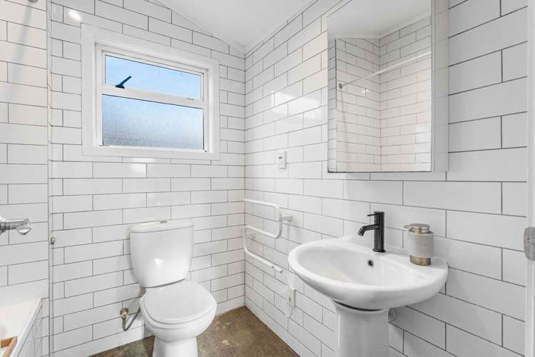 16 Robert Street Ellerslie_11