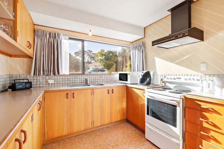 2/203 Lake Road Belmont_8