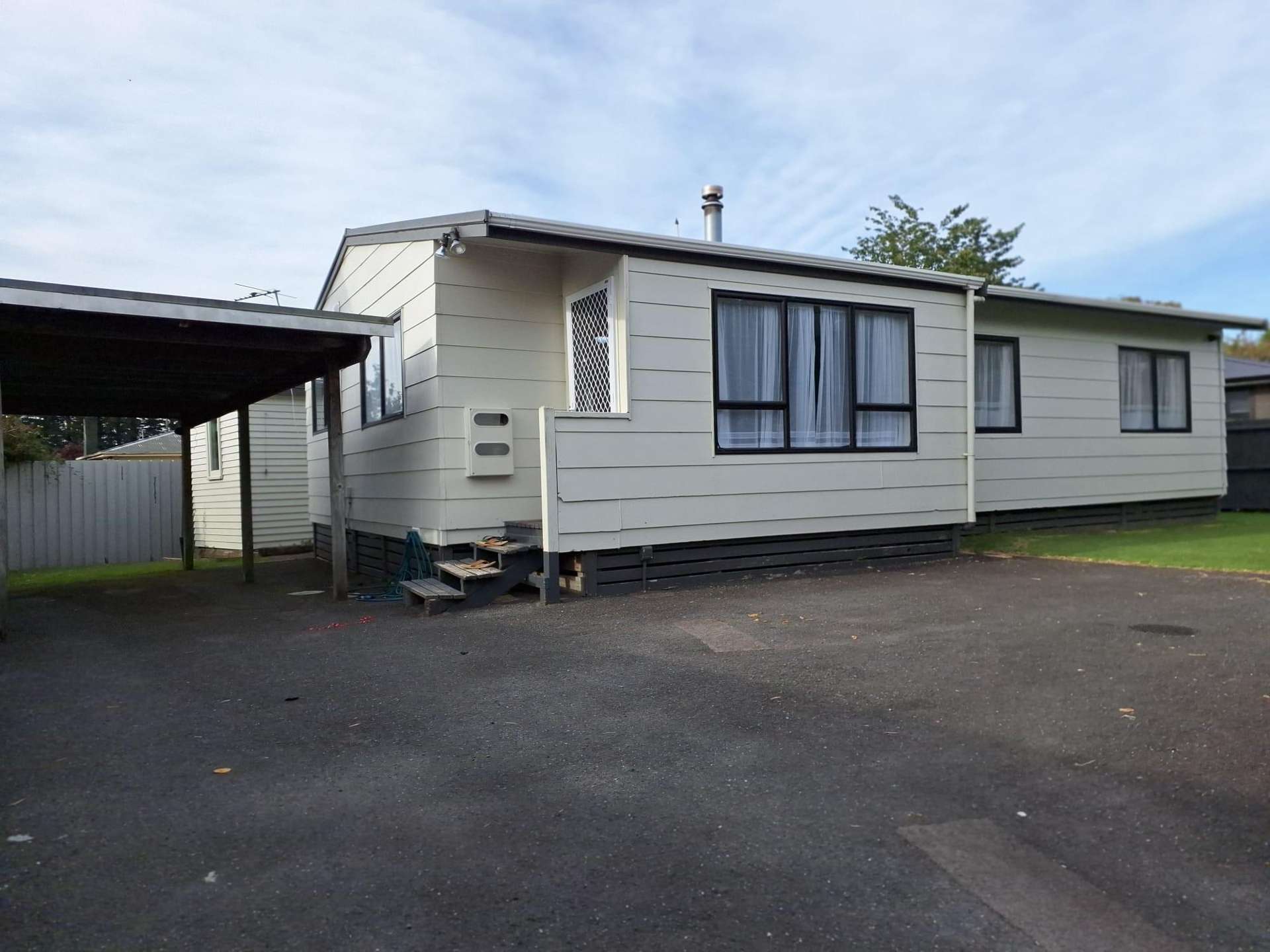  A/44 Sunset Road Mangakakahi_0