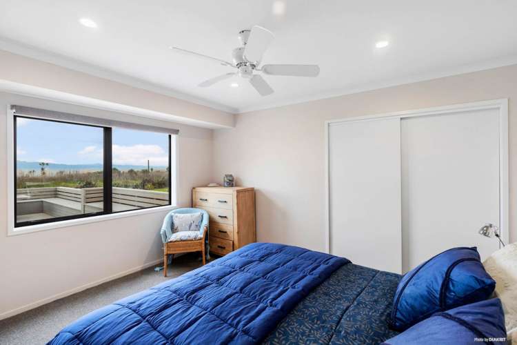 1359 East Coast Road Whakatiwai_13