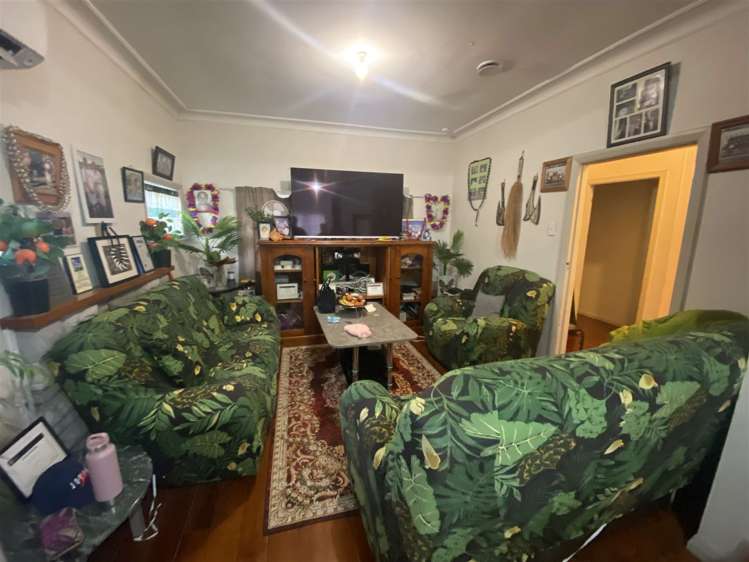 139 Portage Road New Lynn_7