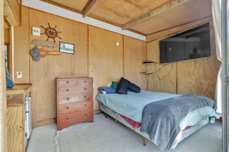 121 Short Street Kawhia_20