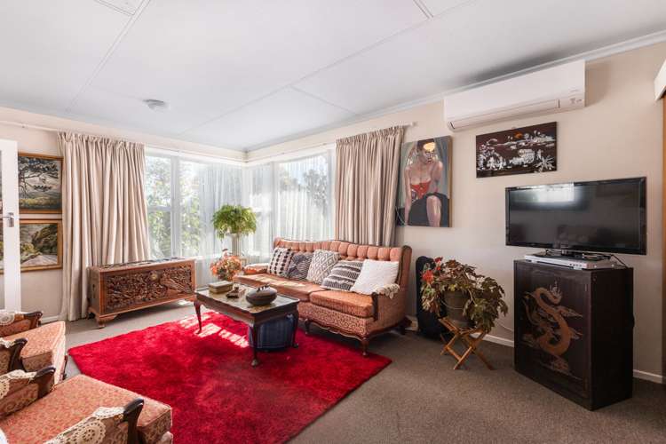 8 Omata Road Westown_11