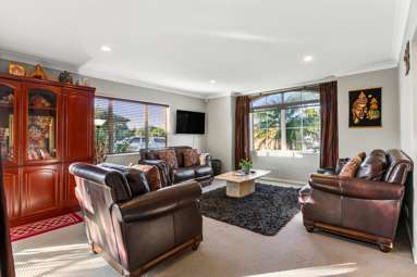 200 Carnoustie Drive_1