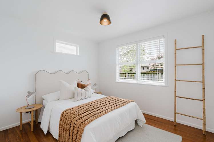 39 Garden Heights Avenue Glenview_8