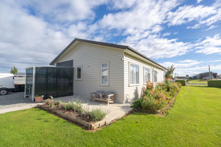 9 Toronto Street Gore Surrounds_16