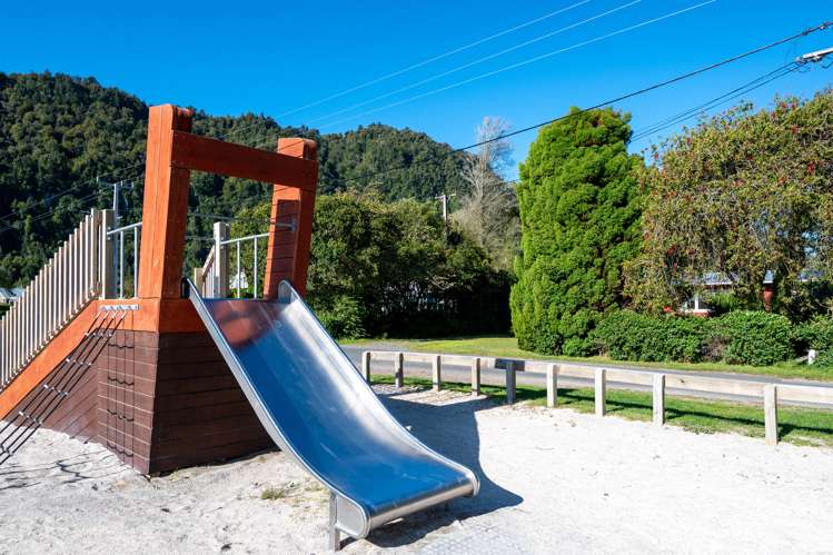 36 Tamatea Street Rotoiti Forest_21