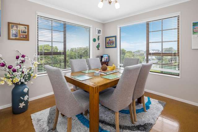 14 Brasenose Place Tawa_3