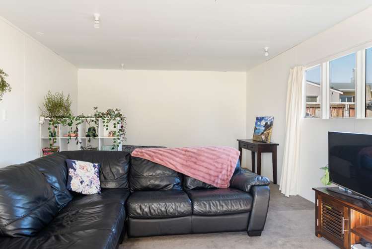 18 Durham Street Stoke_8