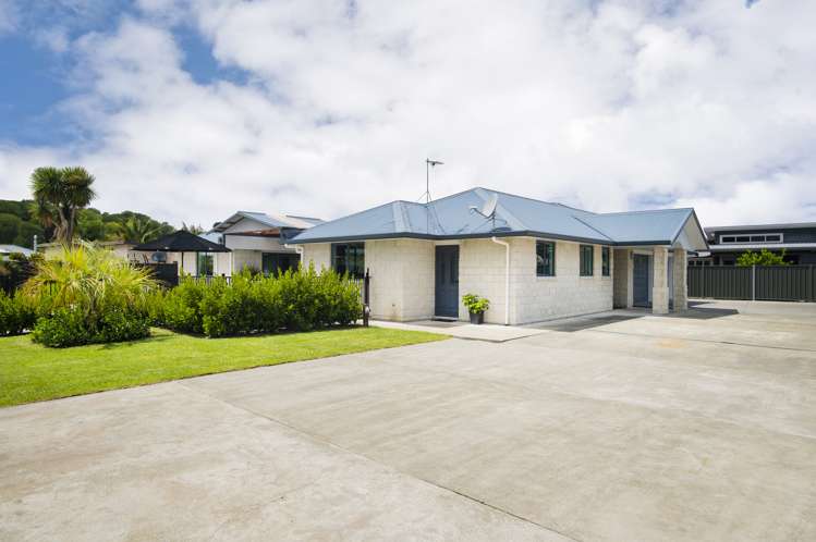 14 Pohutukawa Grove Lytton West_17