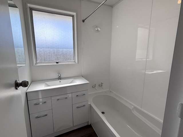 141a Chatham Road Flaxmere_4