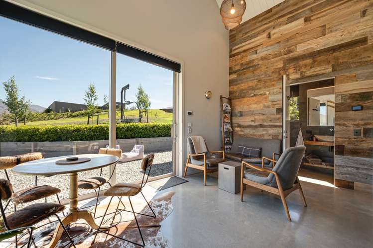 92 Threepwood Road Dalefield/Wakatipu Basin_24