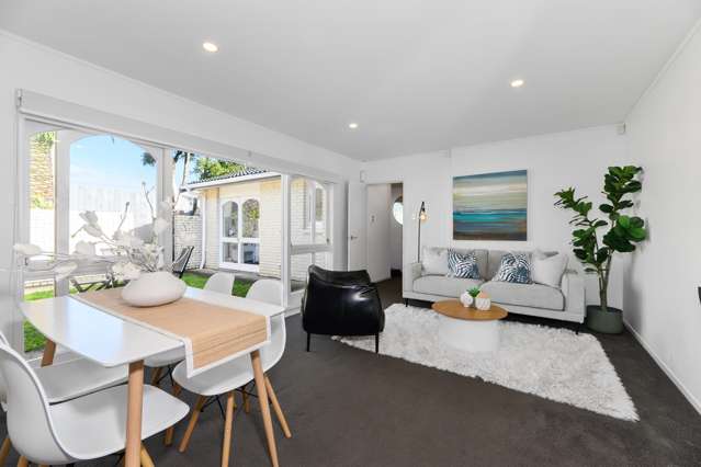 SUNNY, STYLISH & SECURE - YOUR HAVEN AWAITS