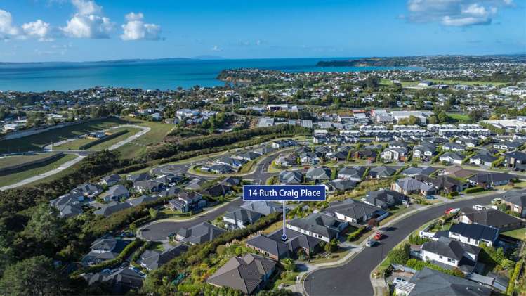 14 Ruth Craig Place Stanmore Bay_30