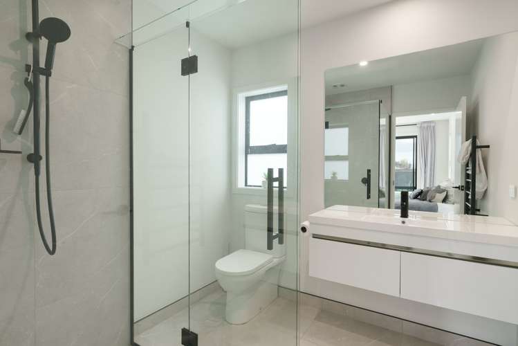 3 Royal Crescent Papamoa_21