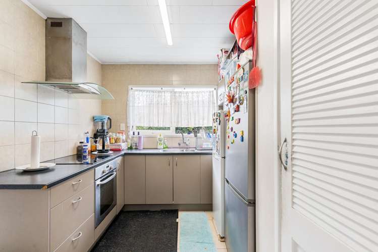 20 & 22 Ben Lora Place Mangere East_4