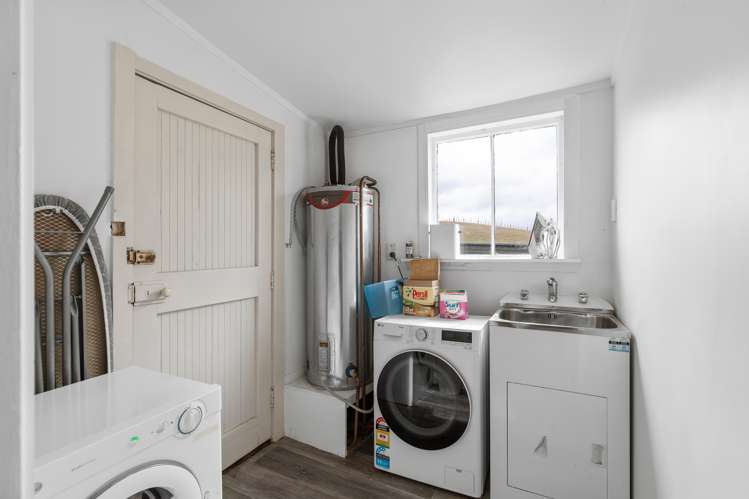 170 Lethbridge Street Feilding_12