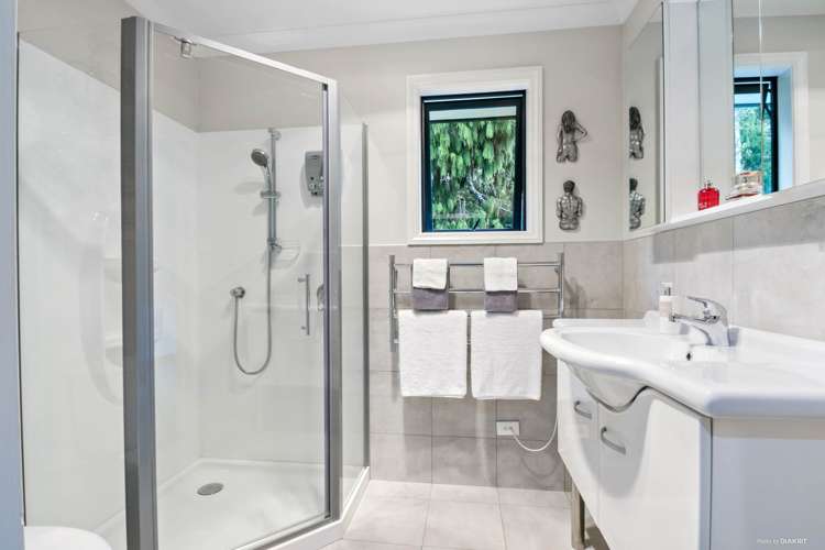 155 Stoney Creek Drive Waitakere_21