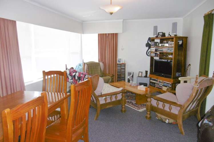 2/25 Byron Avenue Takapuna_3