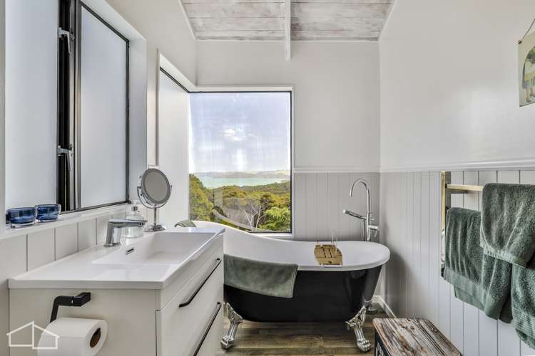 155 Victory Road Laingholm_11