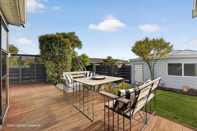 2/146 Beach Road North New Brighton_19