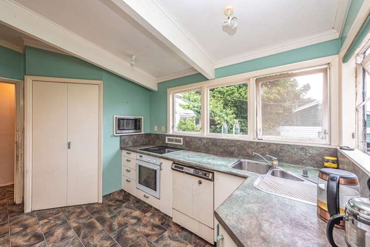 256 No 2 Line Okoia_7