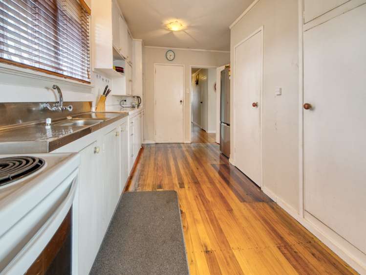 1/132 Edmonton Road Te Atatu South_6