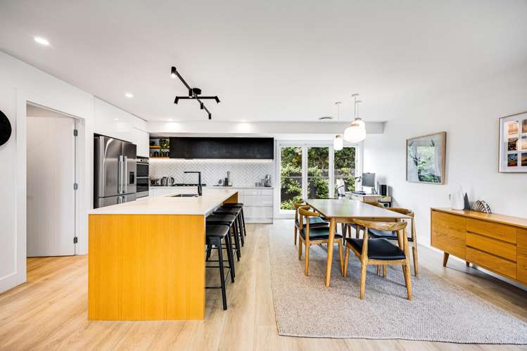 2A Whites Way Ellerslie_18