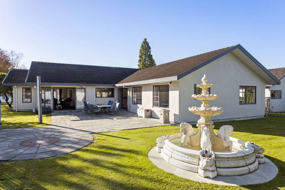64 Athlone Drive_5