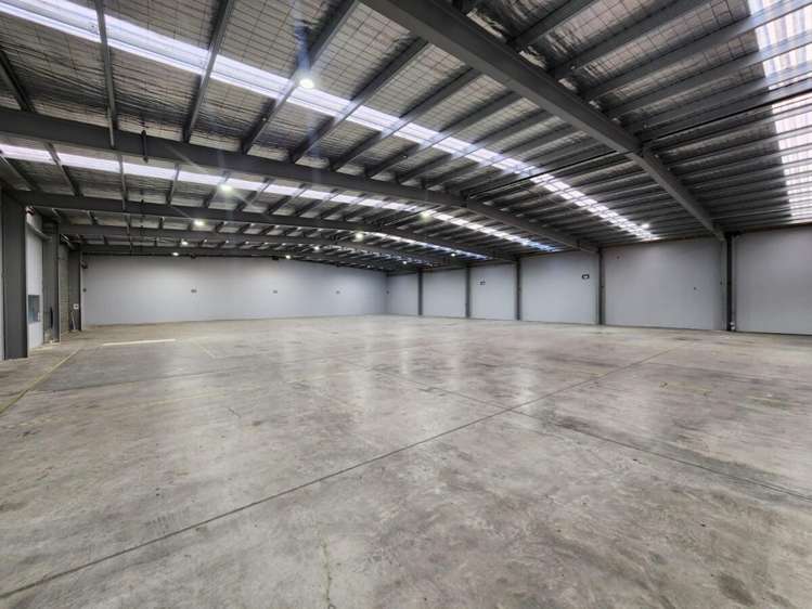 12 Lock Crescent Hillsborough_5