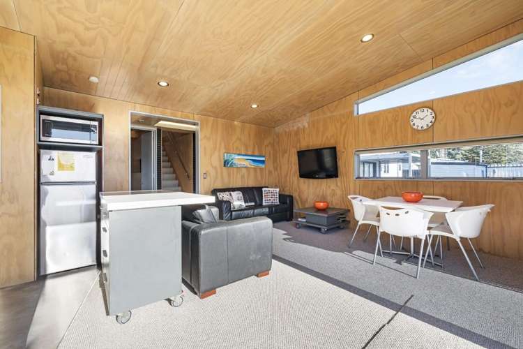 29 Third Avenue Urenui_3